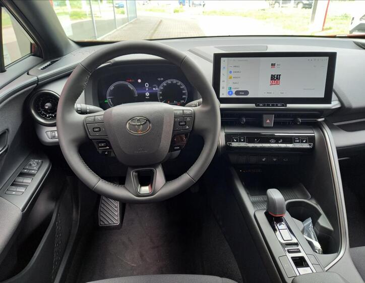 Toyota C-HR 13
