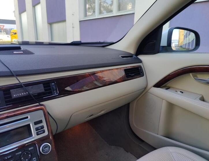 Volvo S80 30