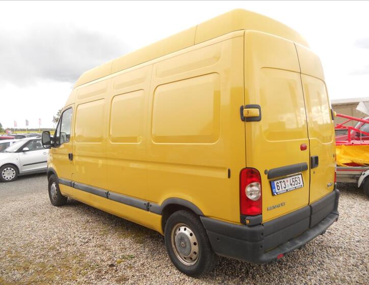 Renault Master 8
