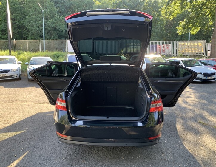 Škoda Superb 21