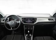 Volkswagen T-Roc 11