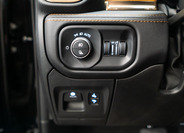 Dodge RAM 21
