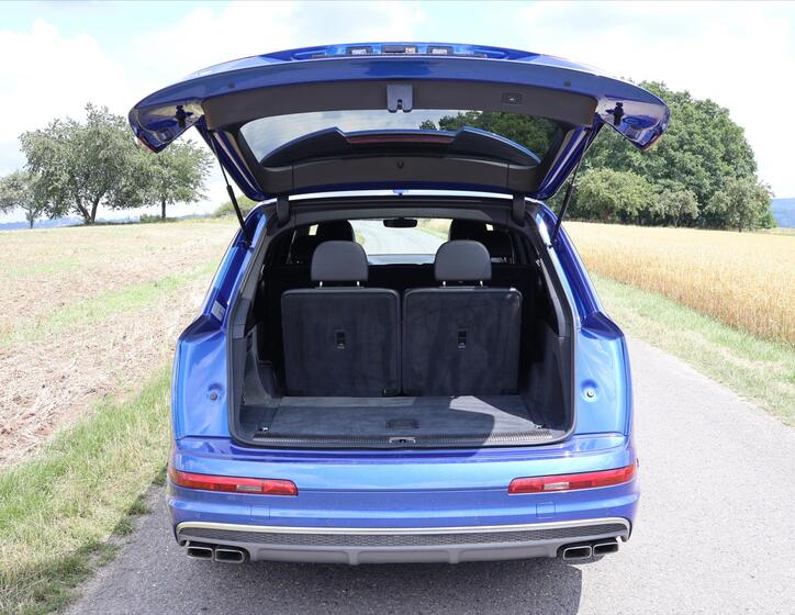 Audi SQ7 9
