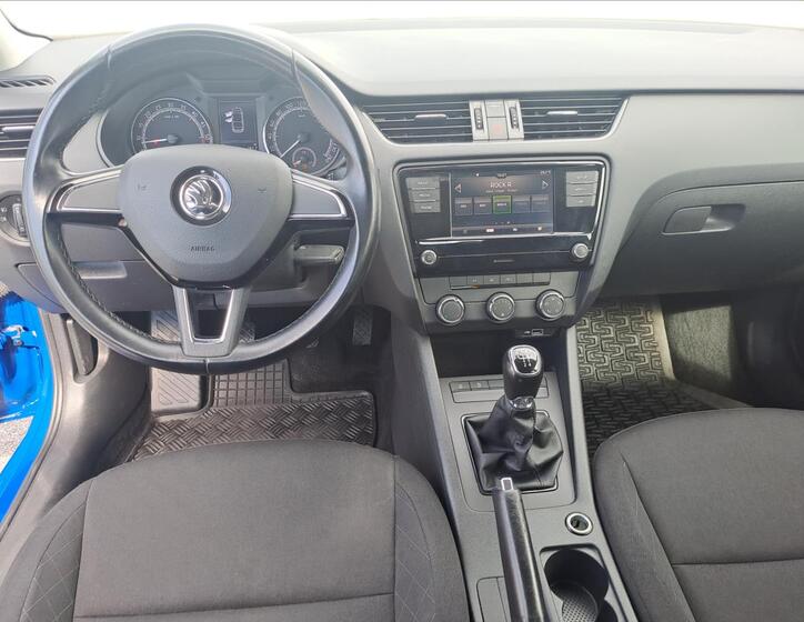 Škoda Octavia 9