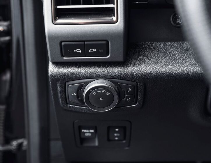 Ford F-150 17