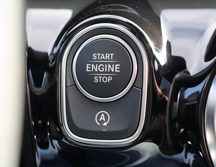 Mercedes-Benz CLA 33
