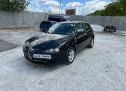 Alfa Romeo 147 10