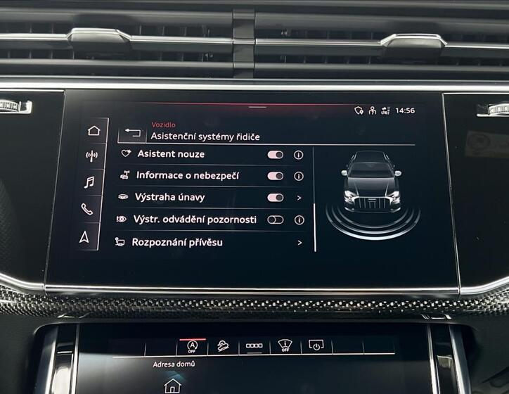 Audi Q8 43