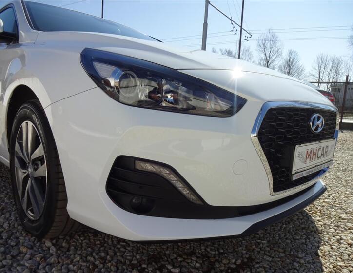 Hyundai i30 11