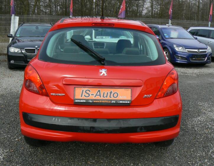Peugeot 207 4