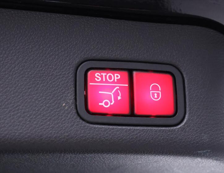 Mercedes-Benz GLE 10