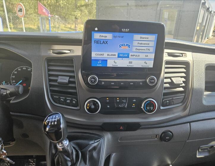 Ford Transit 12