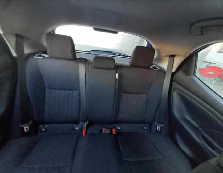 Toyota Yaris 10