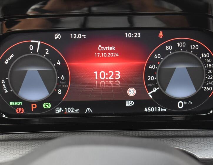 Volkswagen Golf 25