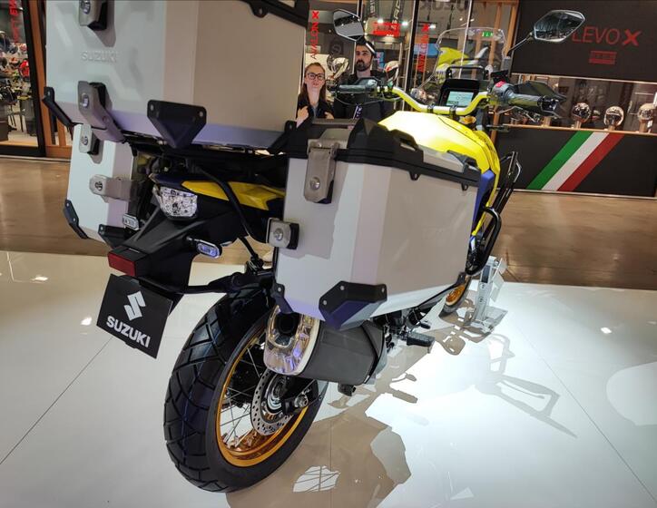 Suzuki Ostatní 5