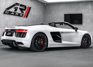 Audi R8 7