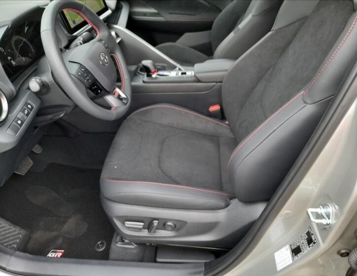 Toyota C-HR 15