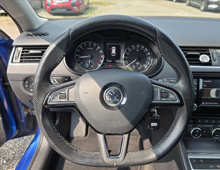Škoda Octavia 15