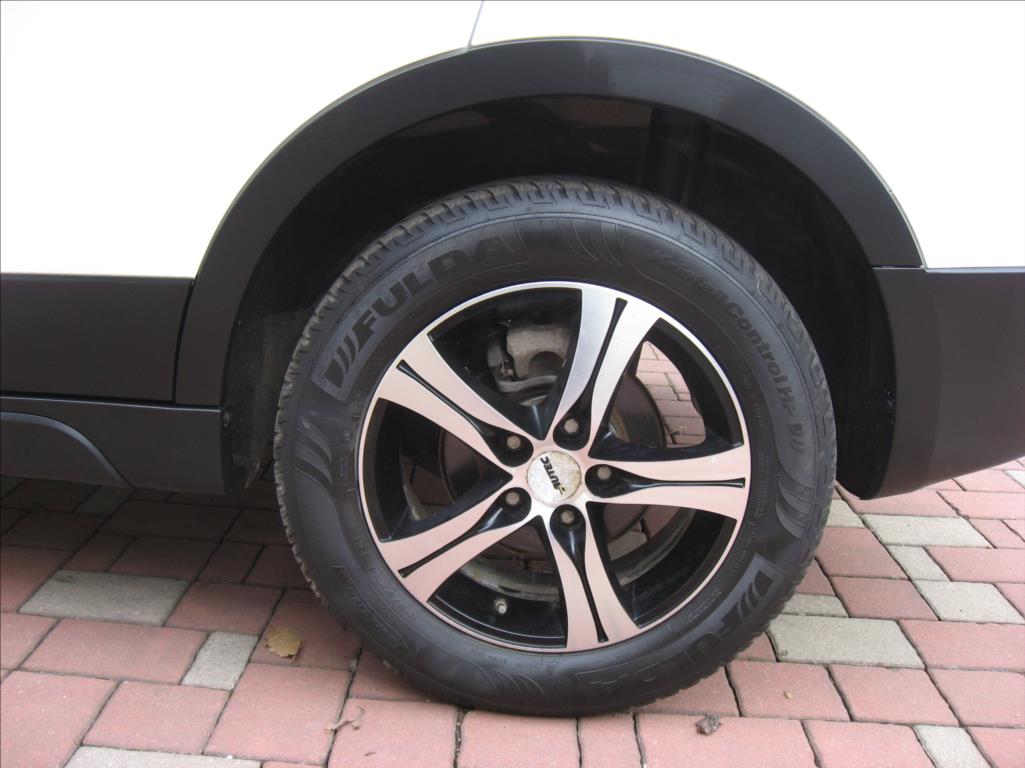 Suzuki S-Cross
