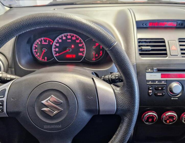 Suzuki SX4 25