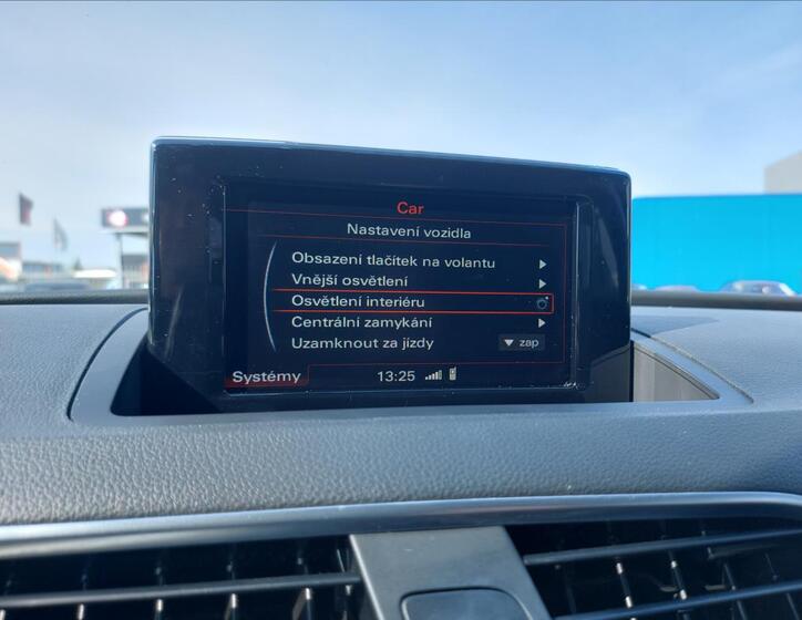 Audi Q3 30