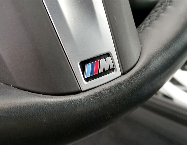 BMW X7 22