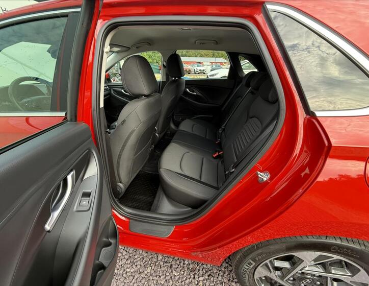 Hyundai i30 21