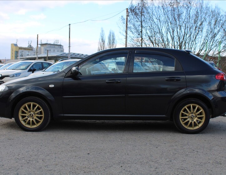 Chevrolet Lacetti 8