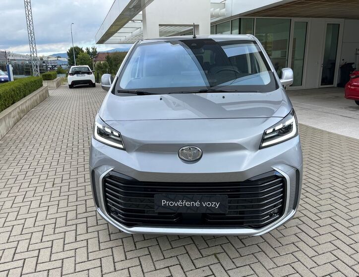 Toyota ProAce Verso 9