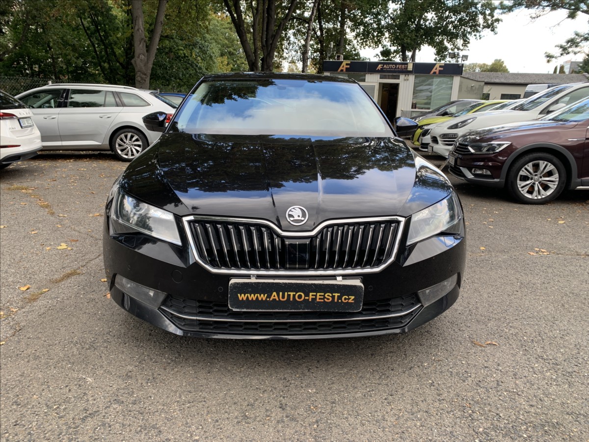 Škoda Superb
