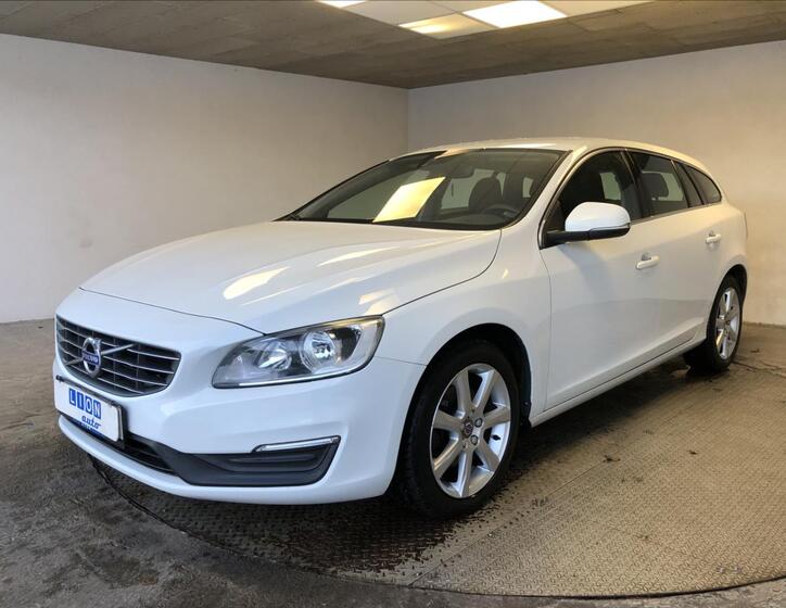 Volvo V60 3