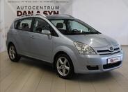 Toyota Corolla Verso 3