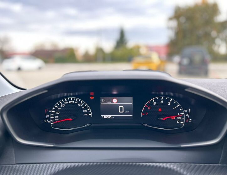 Peugeot 208 3