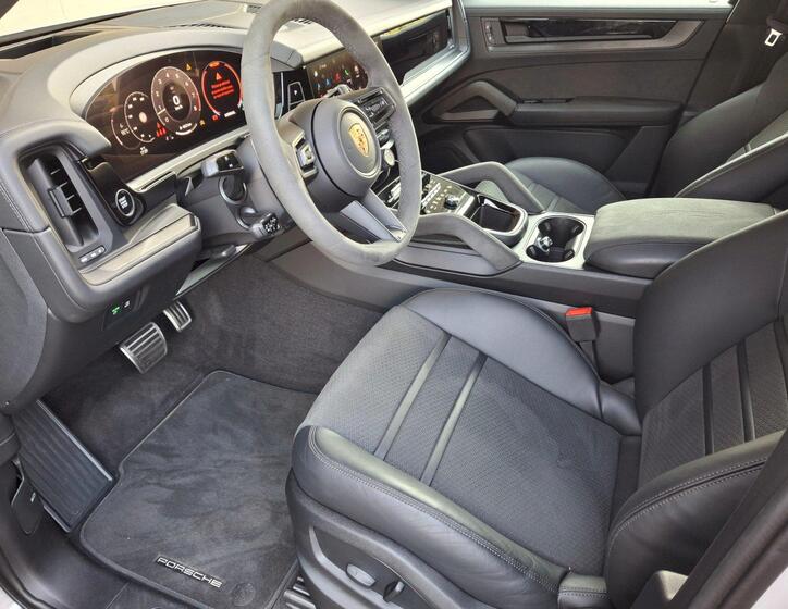 Porsche Cayenne 9