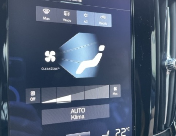 Volvo V90 10