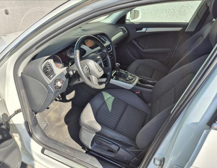Audi A4 11