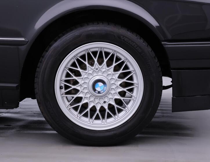 BMW Řada 3 24