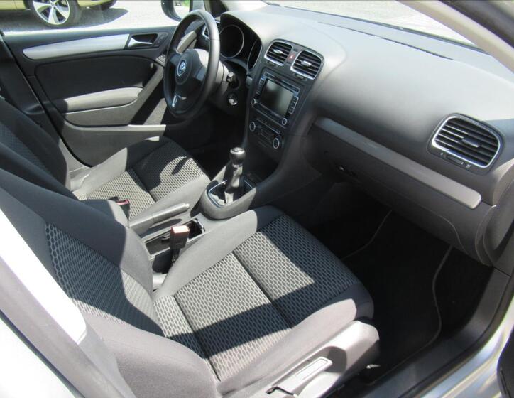 Volkswagen Golf 15