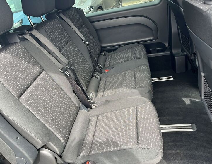 Mercedes-Benz Vito 11