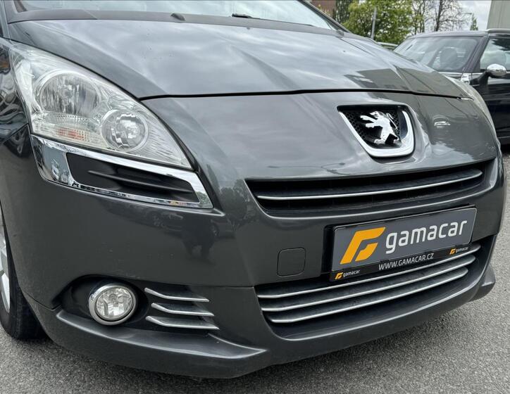 Peugeot 5008 11