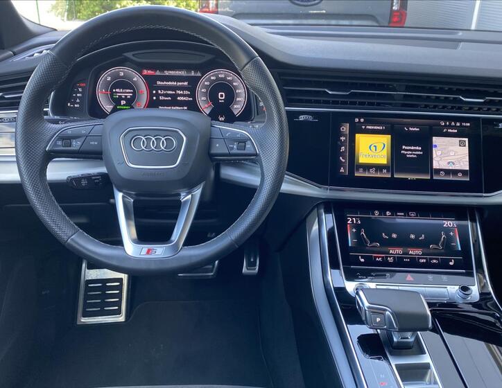 Audi Q7 19