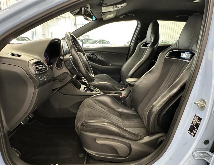 Hyundai i30 22