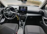 Toyota Yaris Cross 16