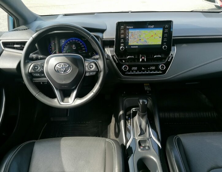 Toyota Corolla 9