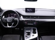 Audi Q7 40