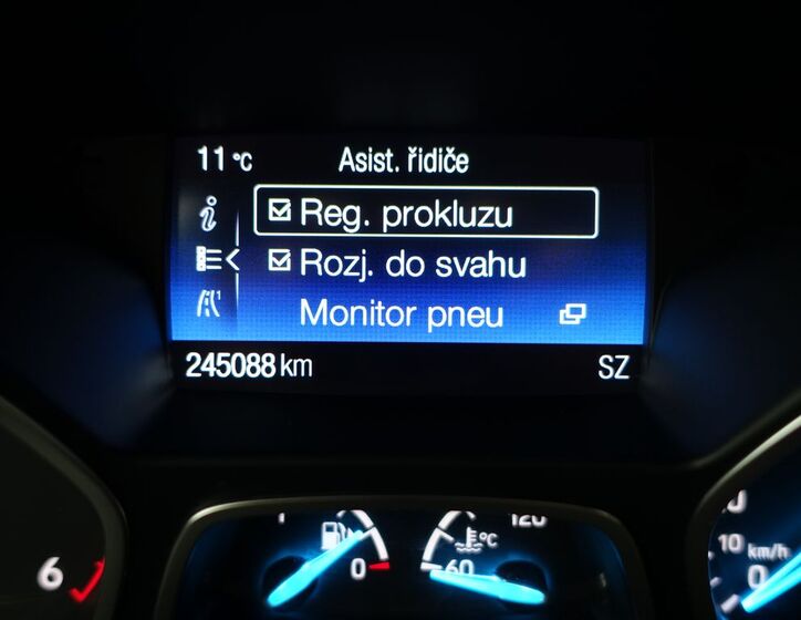Ford Kuga 11