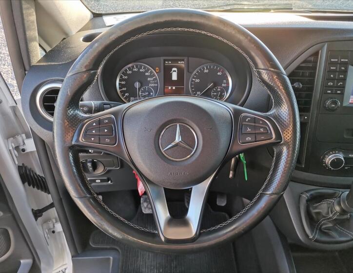 Mercedes-Benz Vito 14
