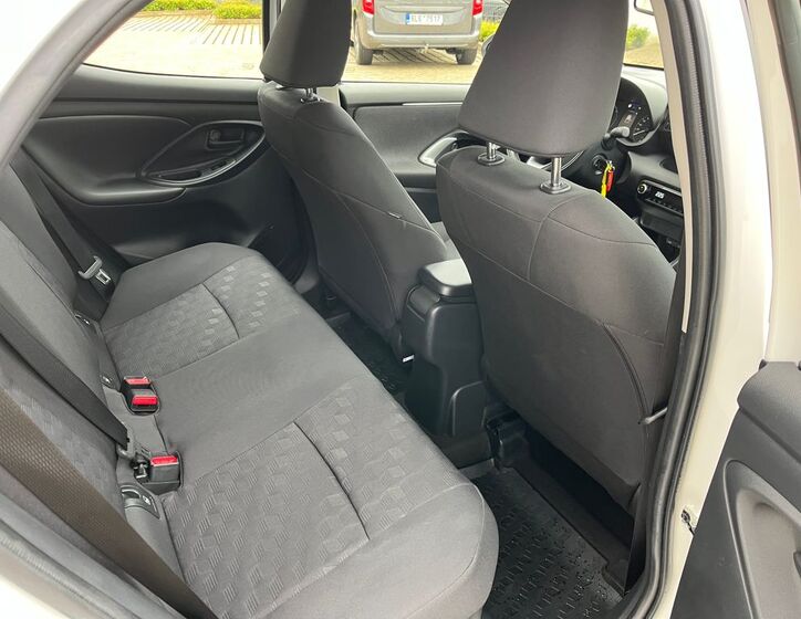 Toyota Yaris 17