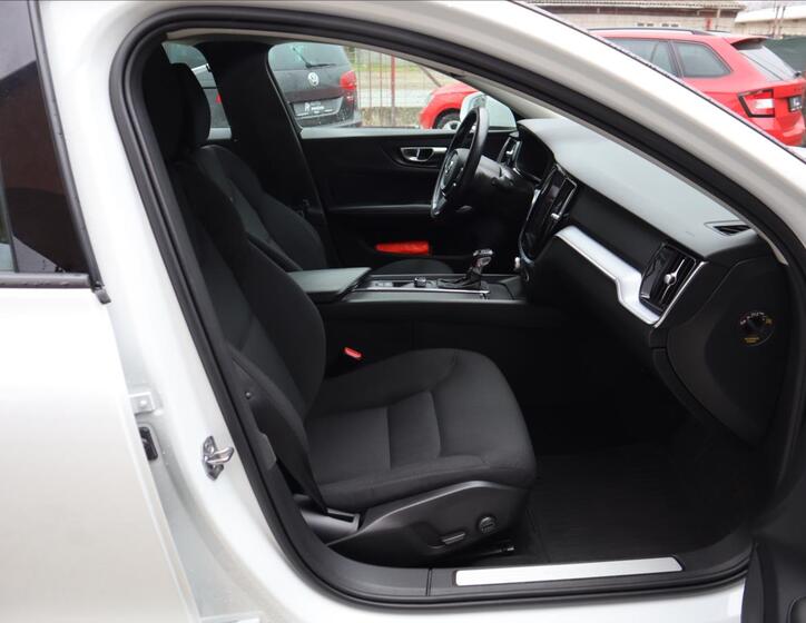 Volvo V60 24