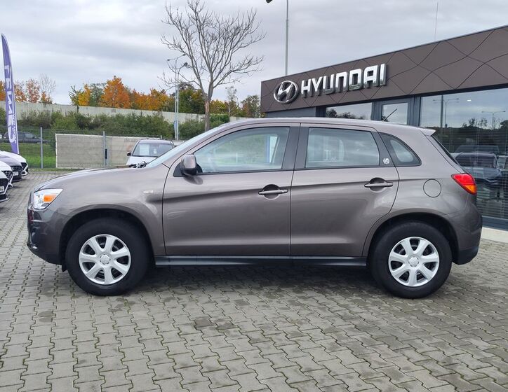 Mitsubishi ASX 8